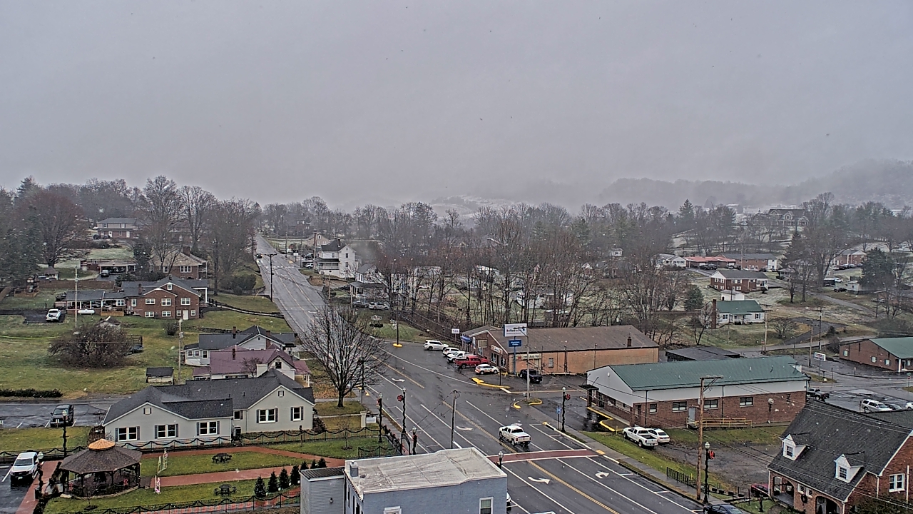 Thumbnail for current weather camera view from Russell County Courthouse in Lebanon, Virginia