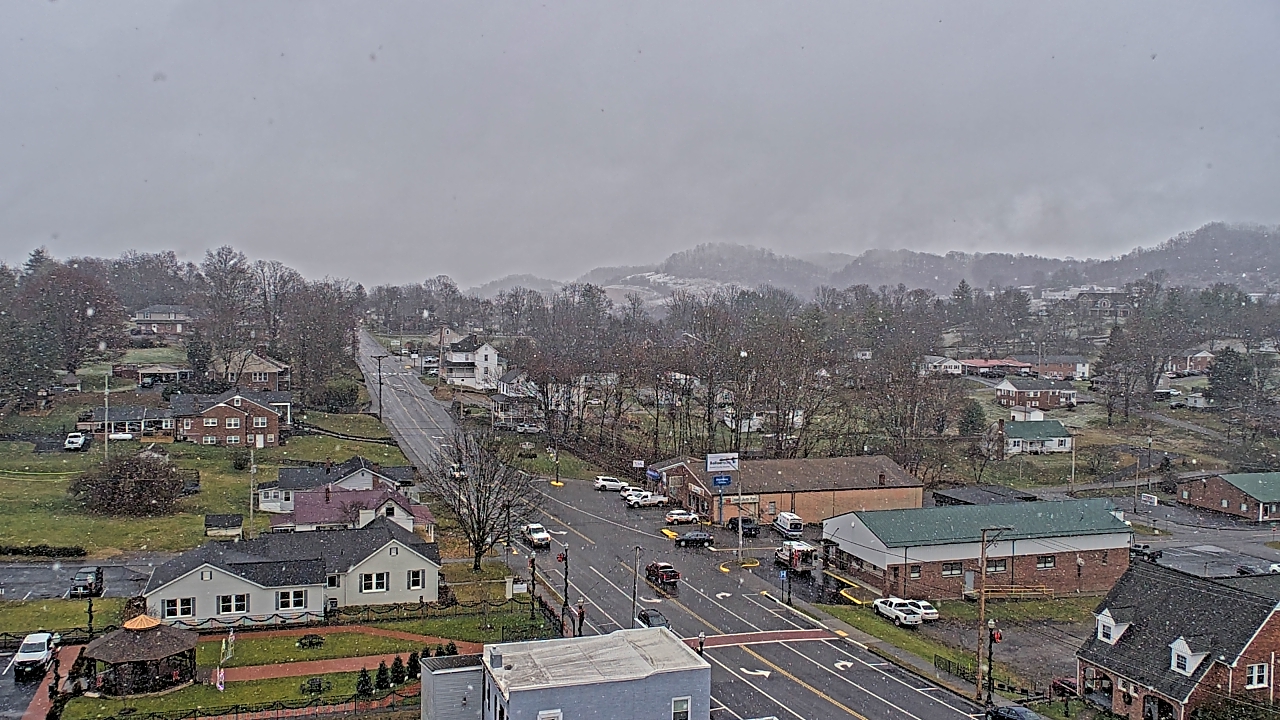 Thumbnail for current weather camera view from Russell County Courthouse in Lebanon, Virginia