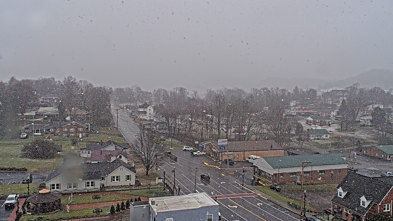 Thumbnail for current weather camera view from Russell County Courthouse in Lebanon, Virginia