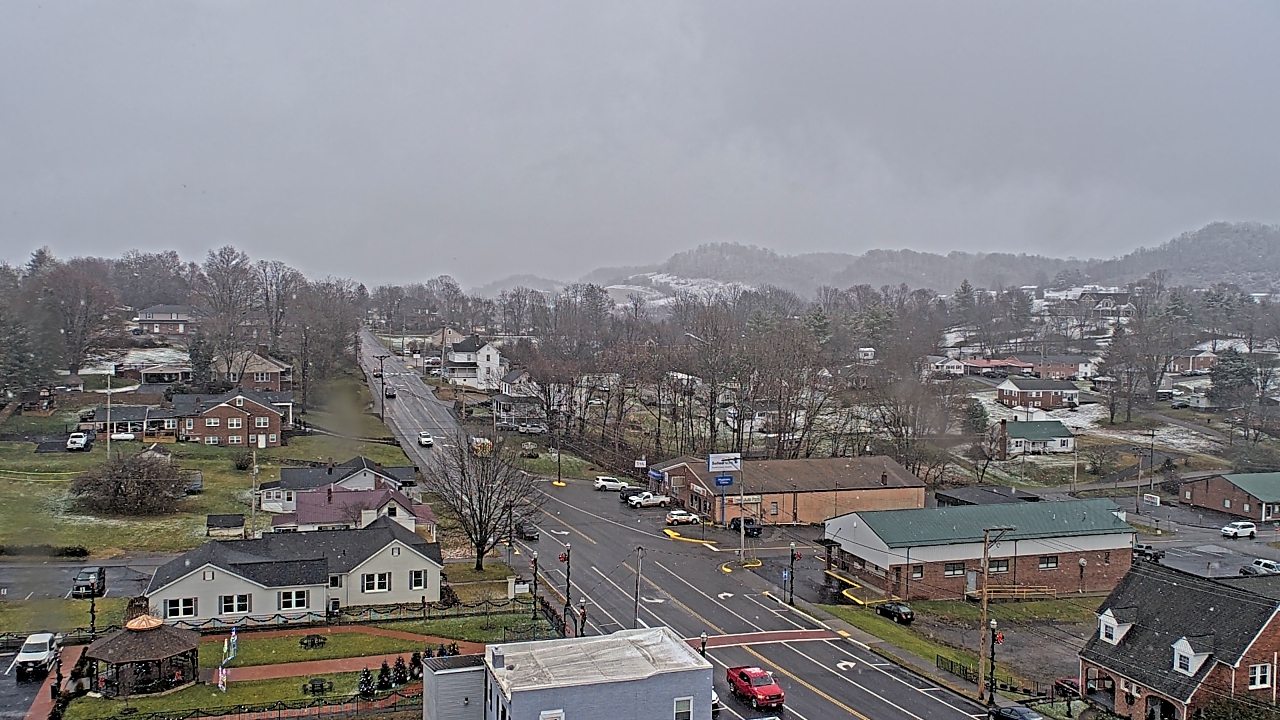 Thumbnail for current weather camera view from Russell County Courthouse in Lebanon, Virginia