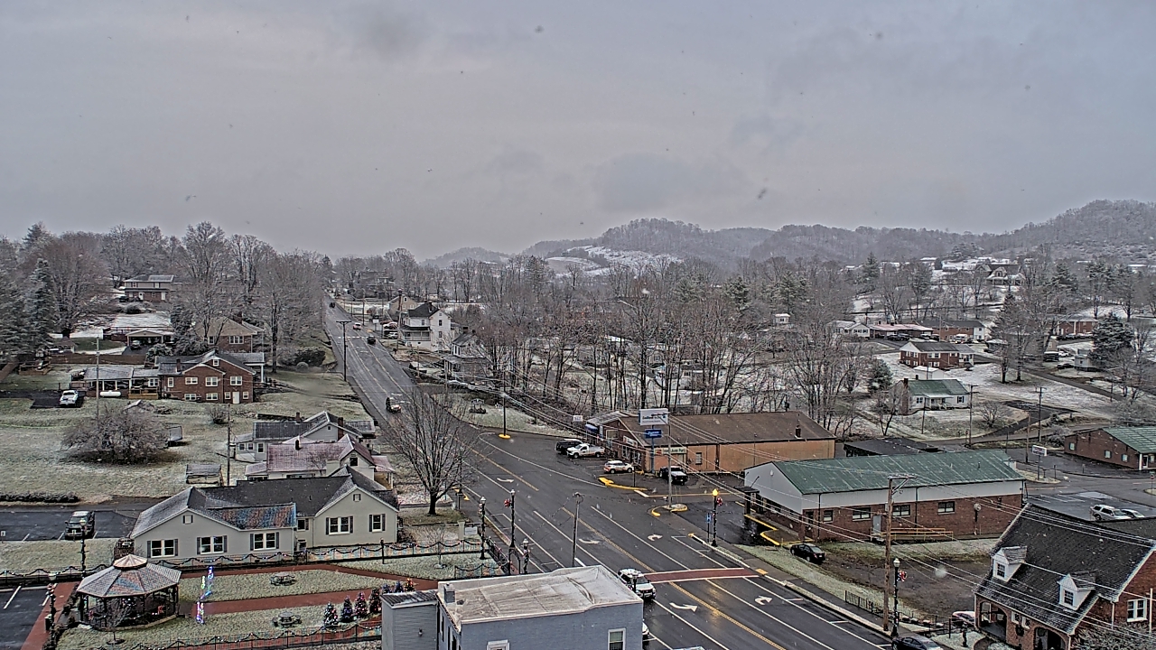 Thumbnail for current weather camera view from Russell County Courthouse in Lebanon, Virginia