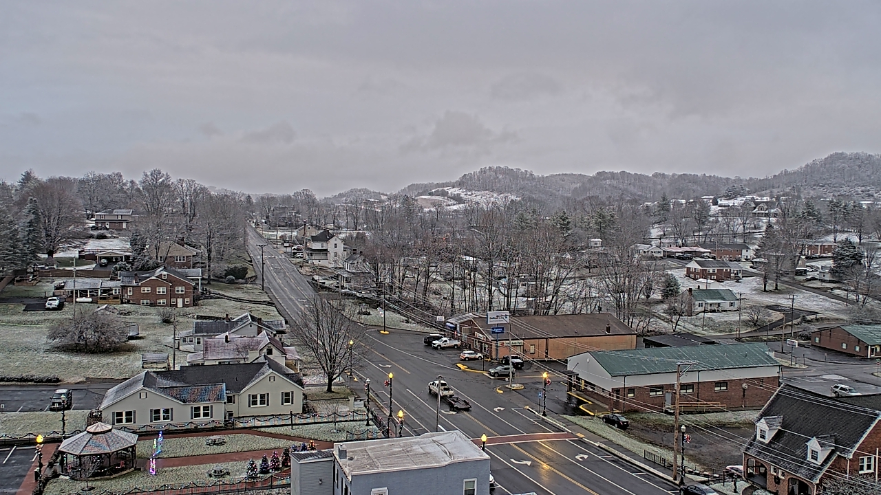 Thumbnail for current weather camera view from Russell County Courthouse in Lebanon, Virginia