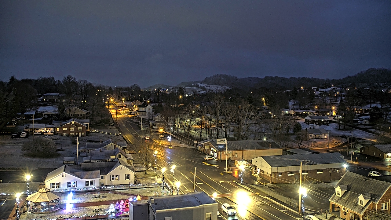 Thumbnail for current weather camera view from Russell County Courthouse in Lebanon, Virginia