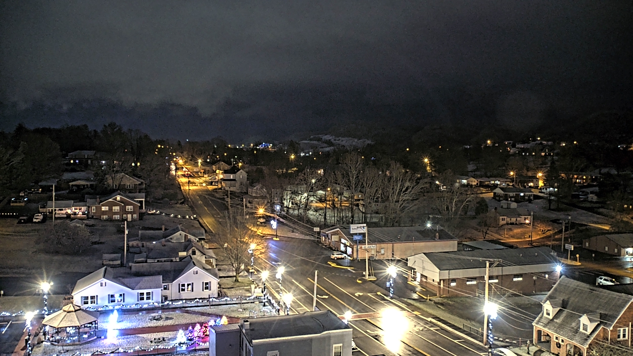 Thumbnail for current weather camera view from Russell County Courthouse in Lebanon, Virginia