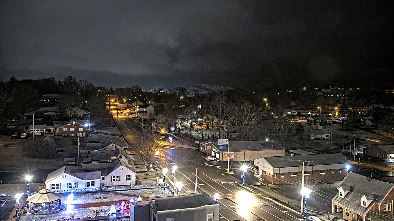 Thumbnail for current weather camera view from Russell County Courthouse in Lebanon, Virginia