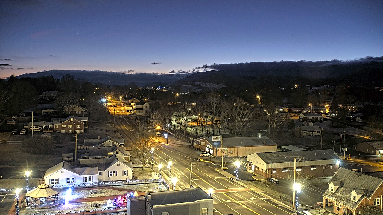Thumbnail for current weather camera view from Russell County Courthouse in Lebanon, Virginia