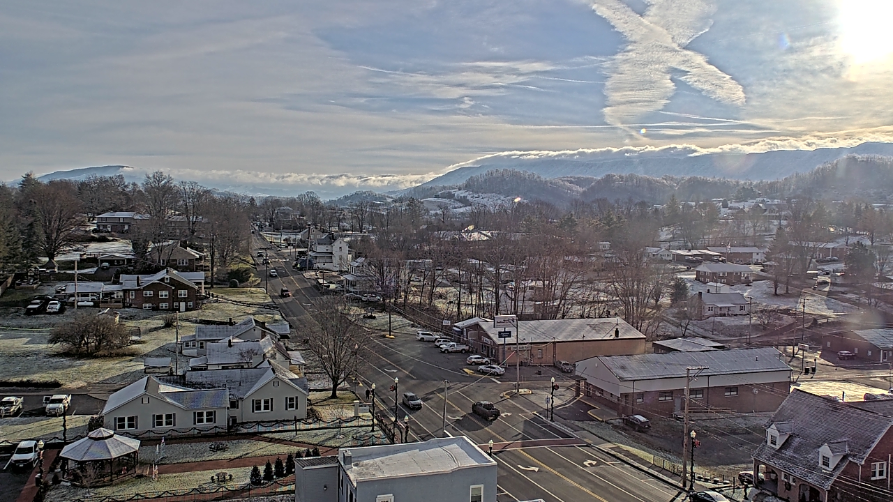 Thumbnail for current weather camera view from Russell County Courthouse in Lebanon, Virginia