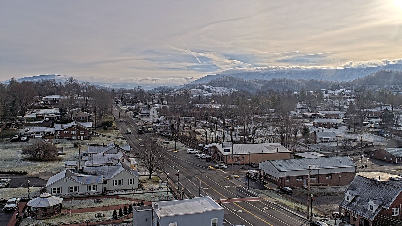 Thumbnail for current weather camera view from Russell County Courthouse in Lebanon, Virginia