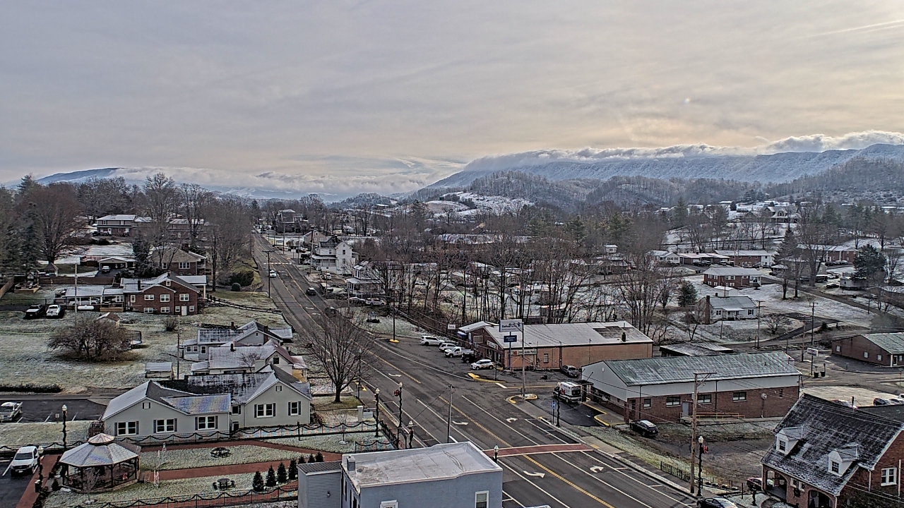 Thumbnail for current weather camera view from Russell County Courthouse in Lebanon, Virginia