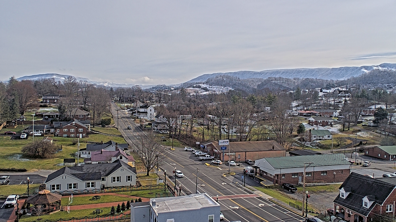 Thumbnail for current weather camera view from Russell County Courthouse in Lebanon, Virginia