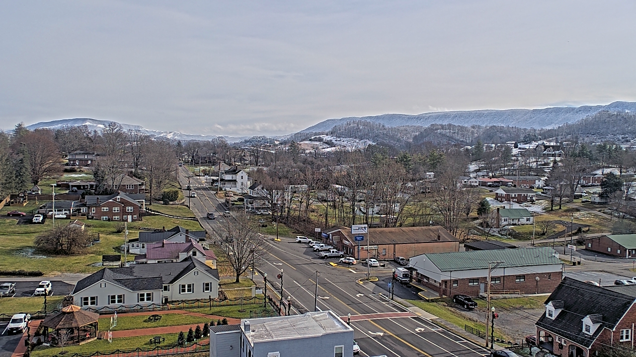 Thumbnail for current weather camera view from Russell County Courthouse in Lebanon, Virginia