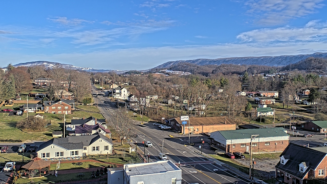 Thumbnail for current weather camera view from Russell County Courthouse in Lebanon, Virginia