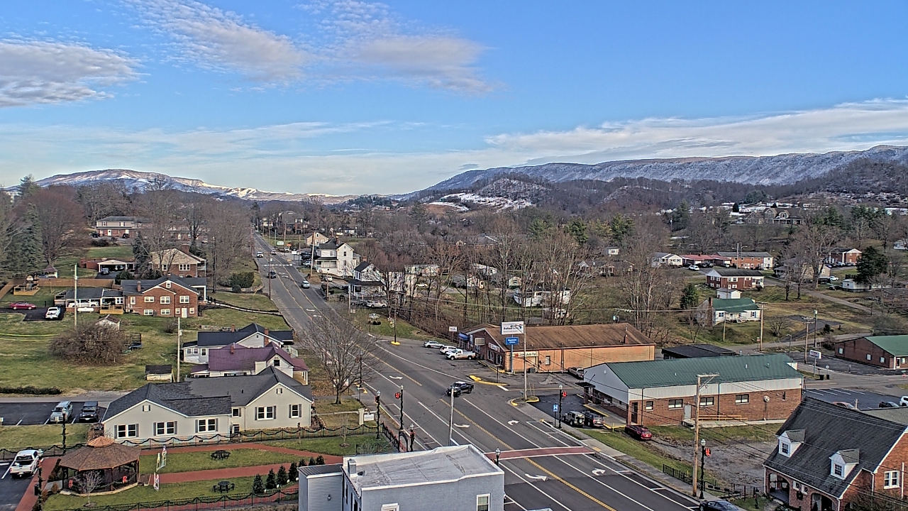 Thumbnail for current weather camera view from Russell County Courthouse in Lebanon, Virginia