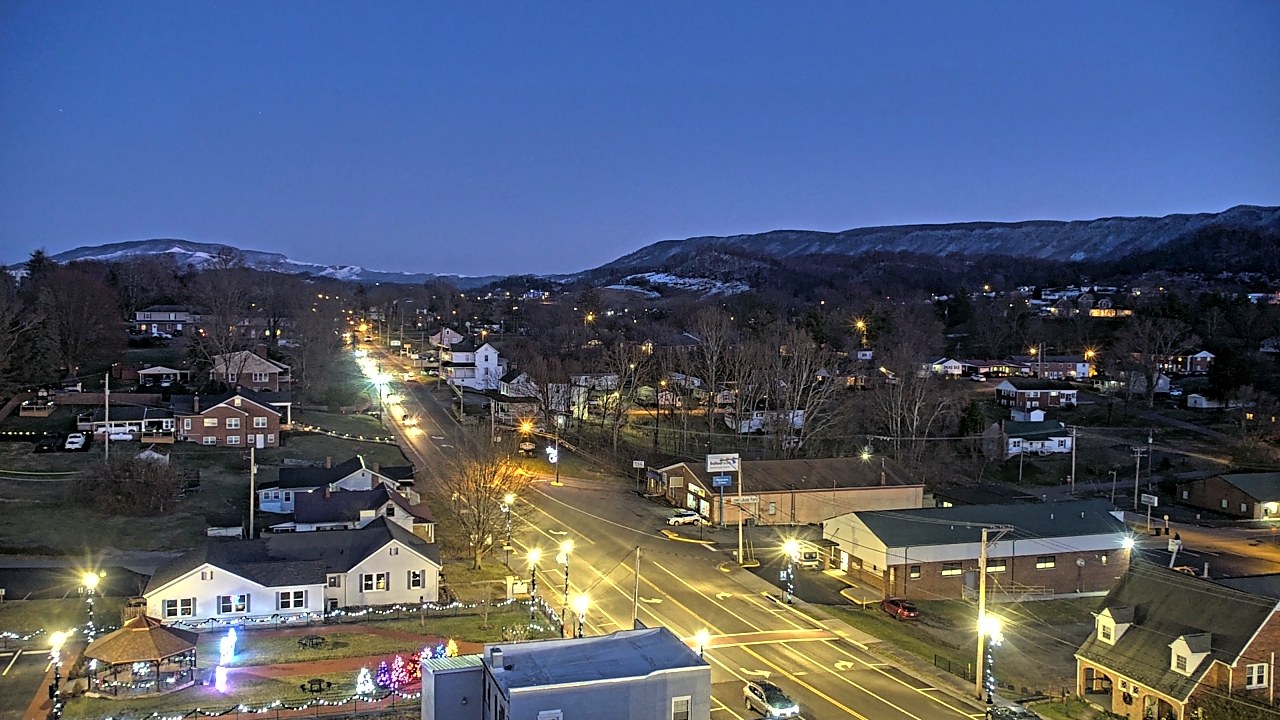 Thumbnail for current weather camera view from Russell County Courthouse in Lebanon, Virginia
