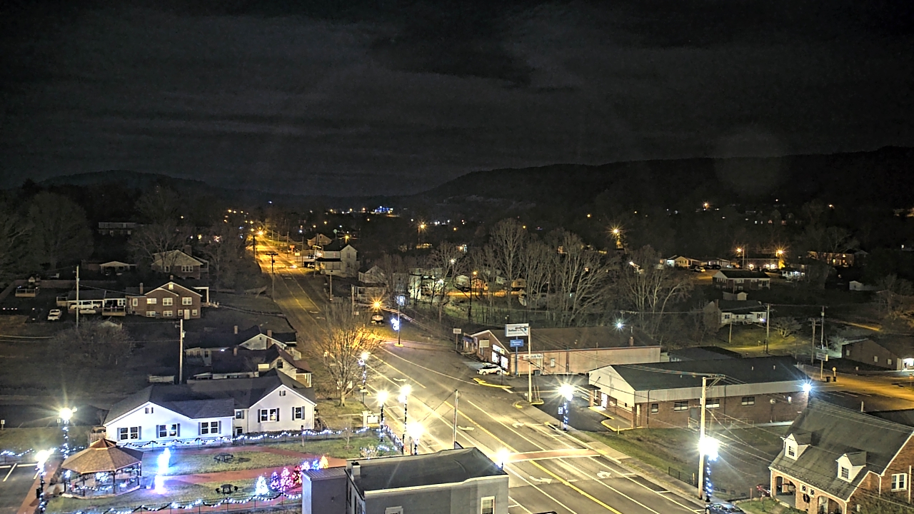 Thumbnail for current weather camera view from Russell County Courthouse in Lebanon, Virginia