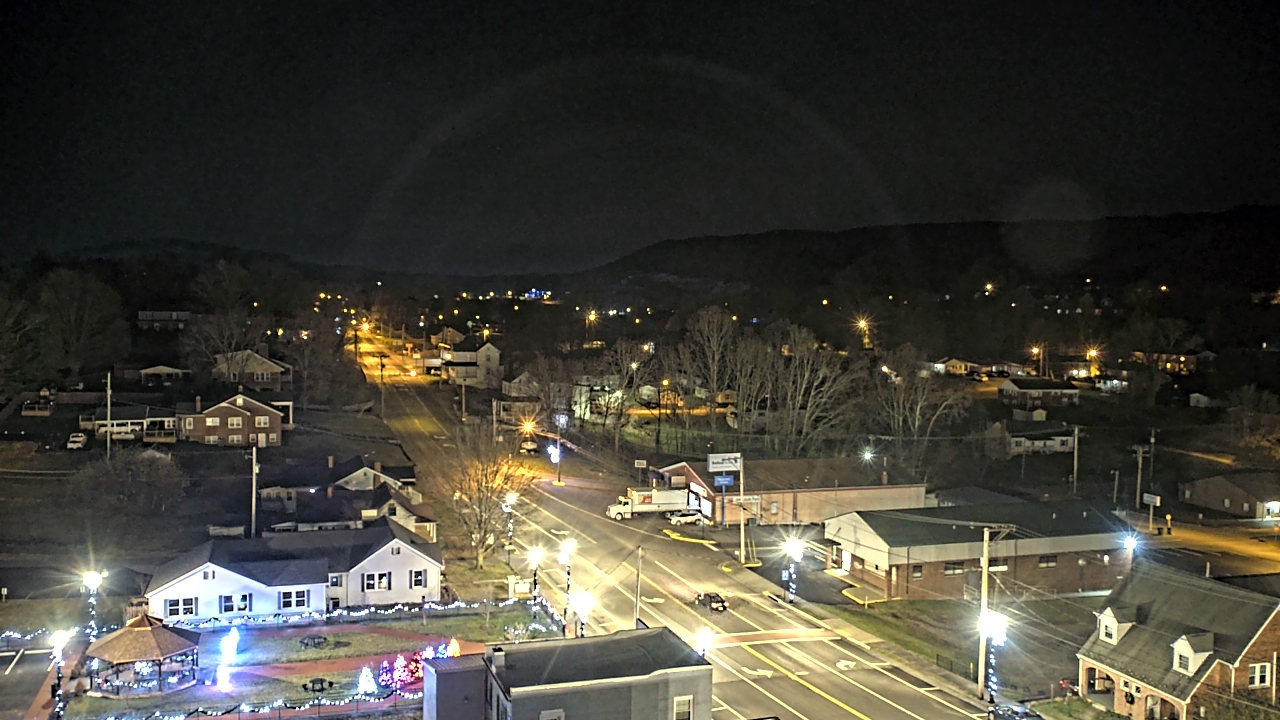 Thumbnail for current weather camera view from Russell County Courthouse in Lebanon, Virginia