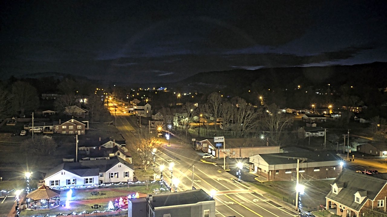Thumbnail for current weather camera view from Russell County Courthouse in Lebanon, Virginia