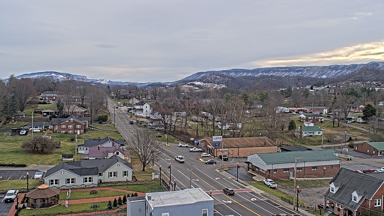 Thumbnail for current weather camera view from Russell County Courthouse in Lebanon, Virginia