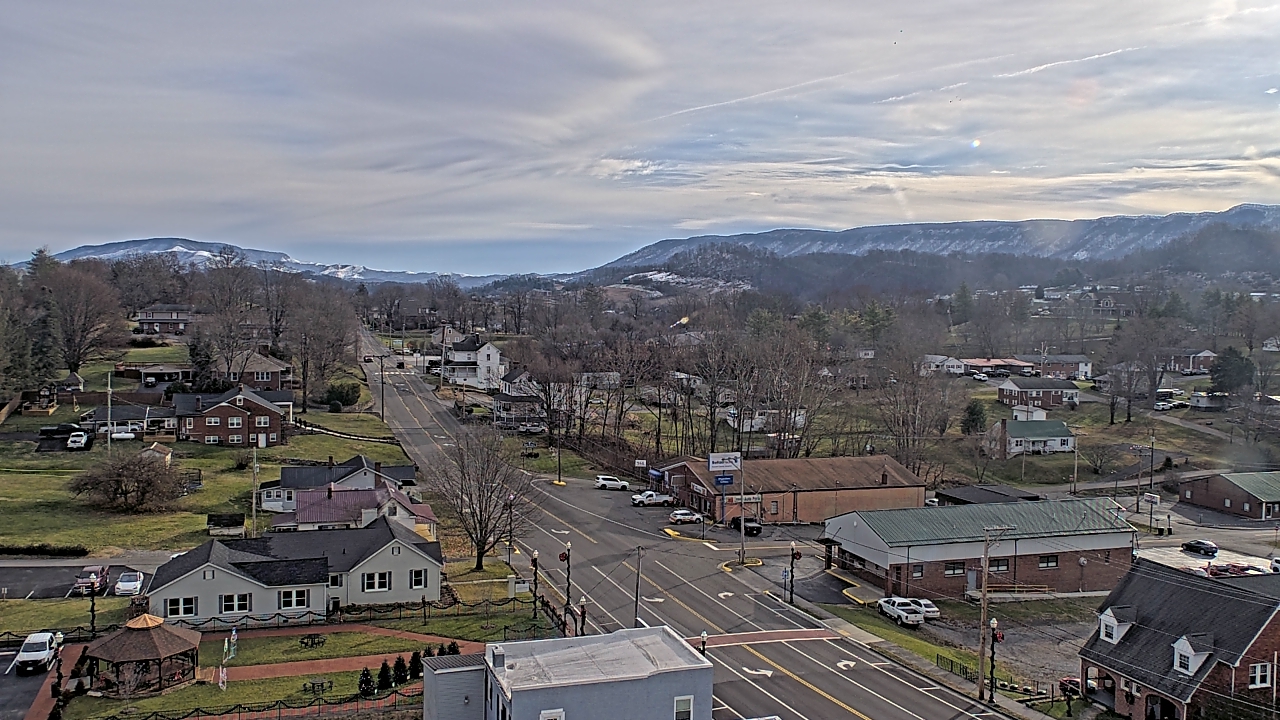 Thumbnail for current weather camera view from Russell County Courthouse in Lebanon, Virginia