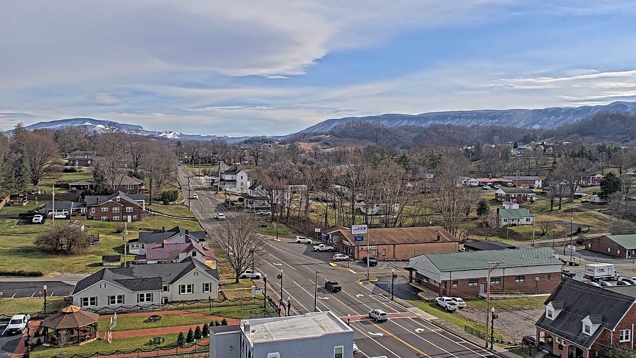 Thumbnail for current weather camera view from Russell County Courthouse in Lebanon, Virginia