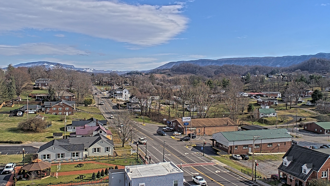 Thumbnail for current weather camera view from Russell County Courthouse in Lebanon, Virginia