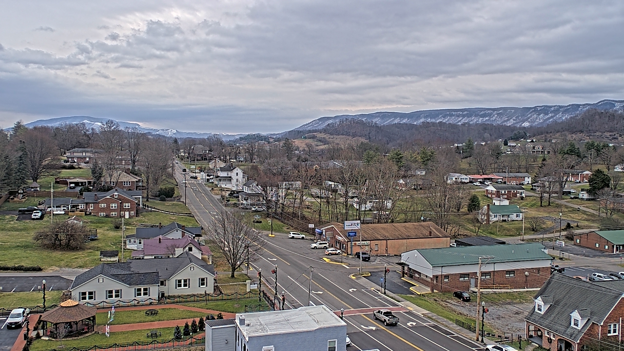 Thumbnail for current weather camera view from Russell County Courthouse in Lebanon, Virginia