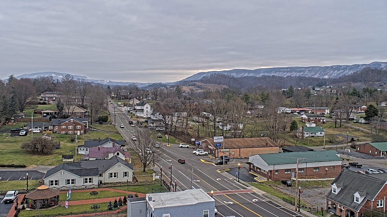 Thumbnail for current weather camera view from Russell County Courthouse in Lebanon, Virginia