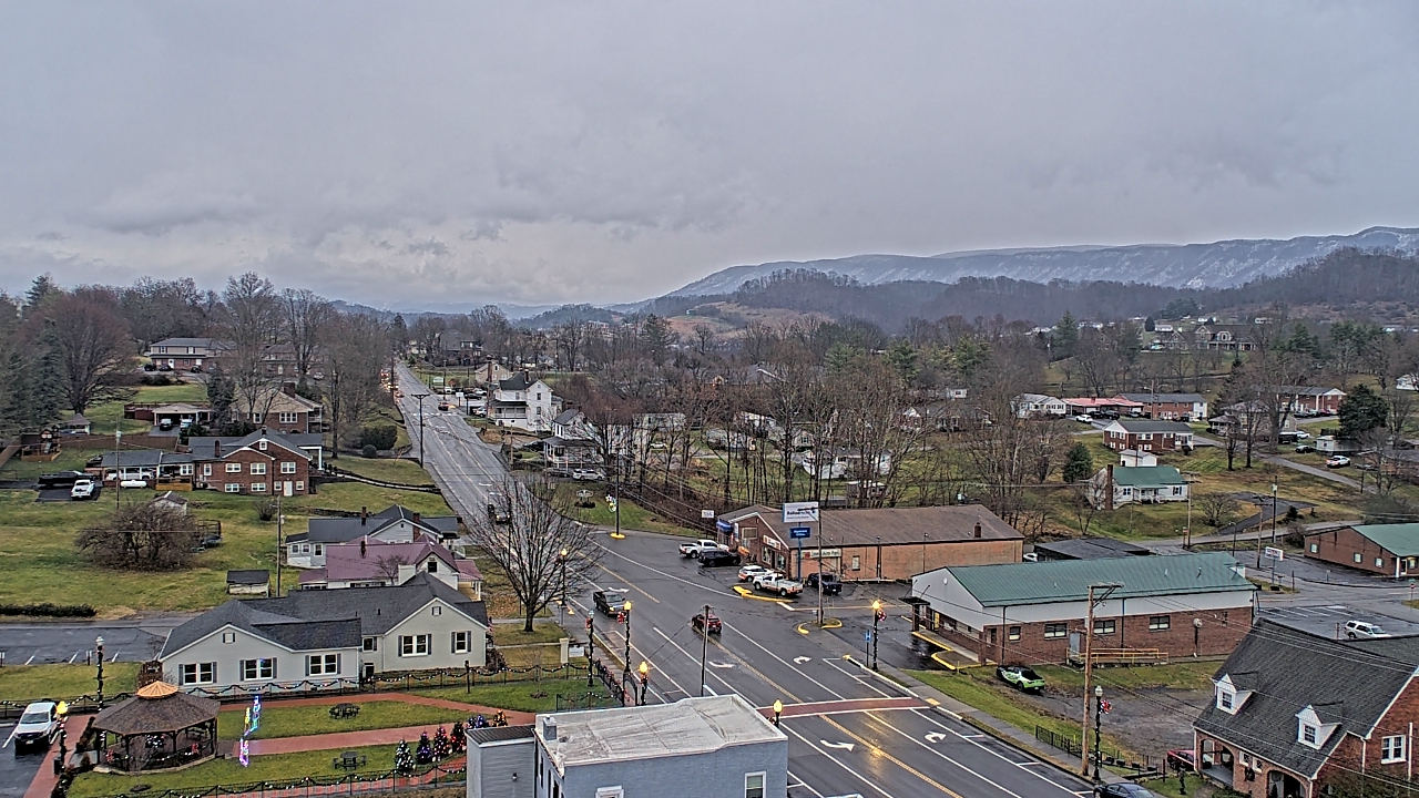 Thumbnail for current weather camera view from Russell County Courthouse in Lebanon, Virginia