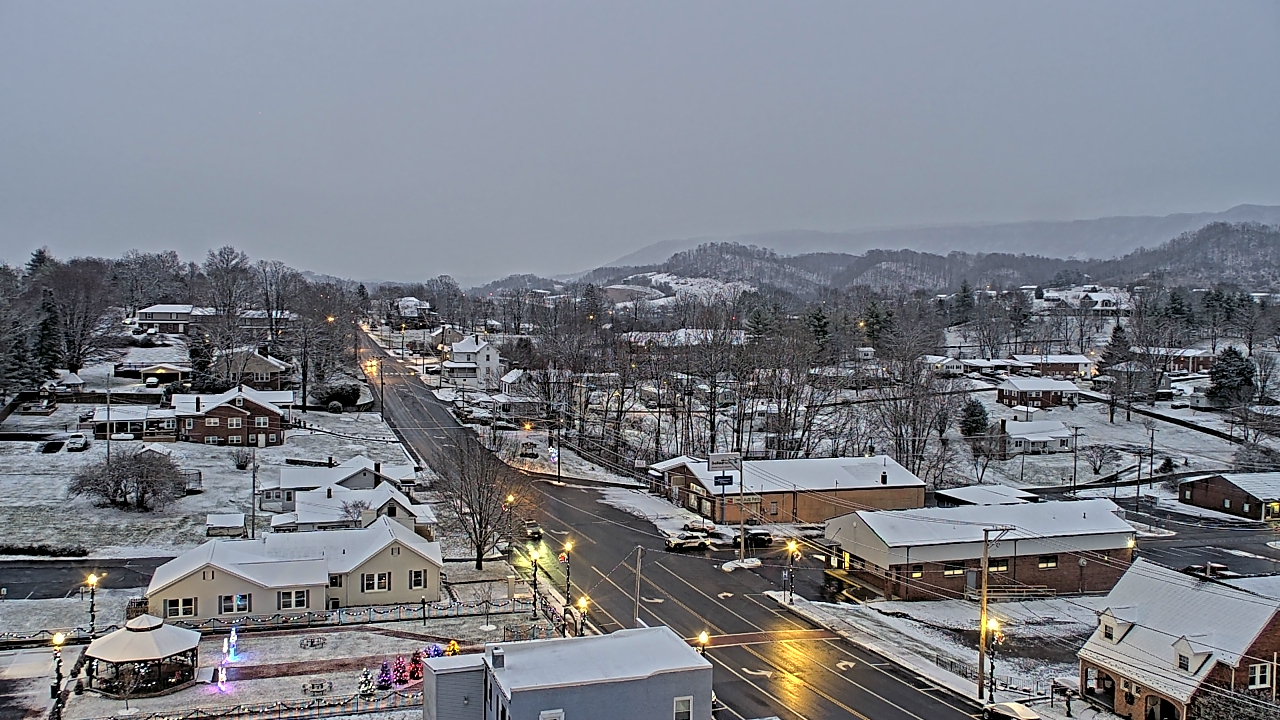 Thumbnail for current weather camera view from Russell County Courthouse in Lebanon, Virginia