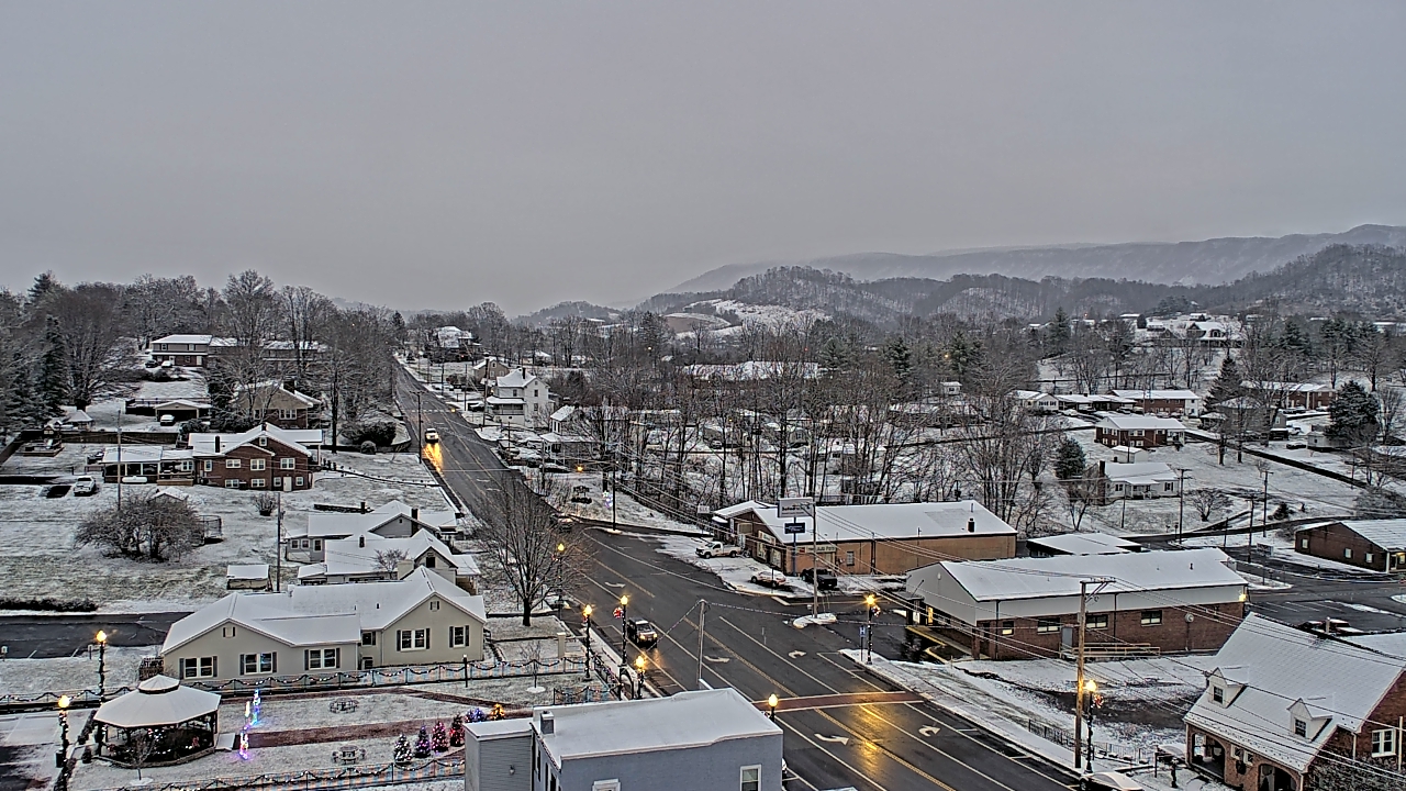 Thumbnail for current weather camera view from Russell County Courthouse in Lebanon, Virginia