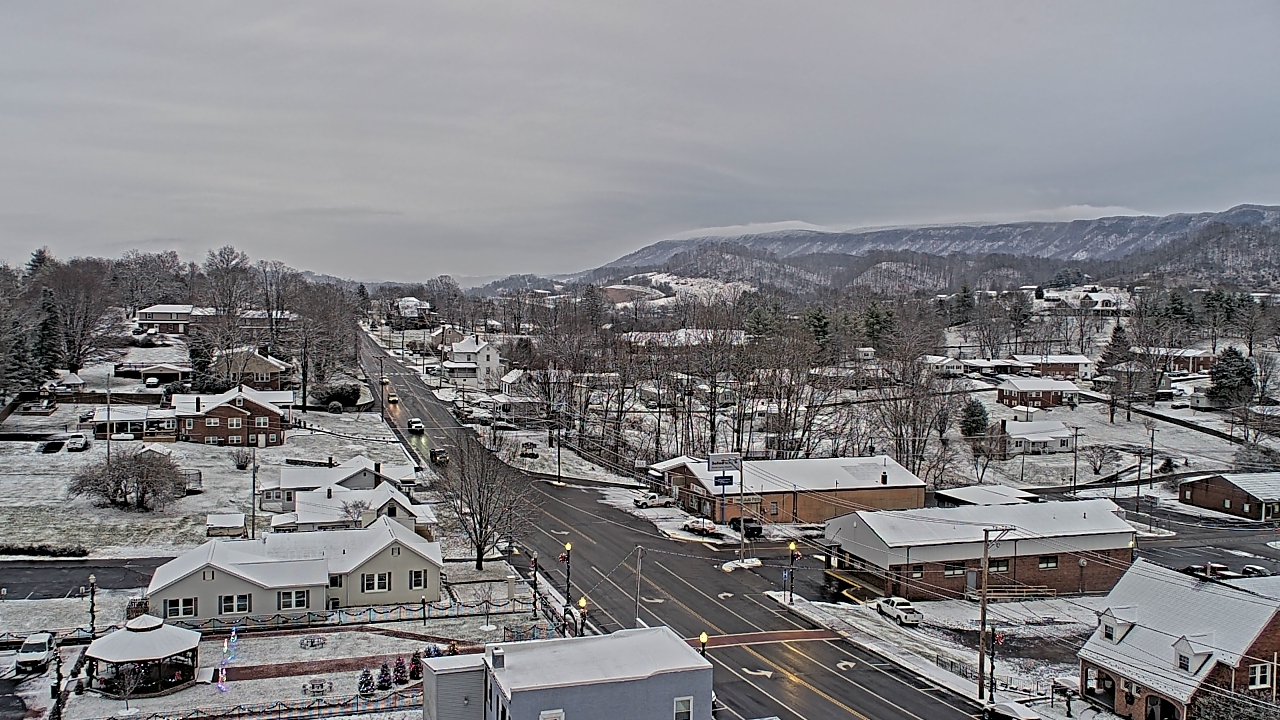 Thumbnail for current weather camera view from Russell County Courthouse in Lebanon, Virginia