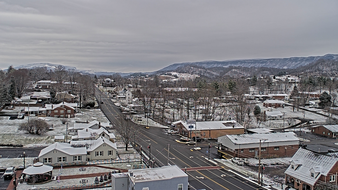 Thumbnail for current weather camera view from Russell County Courthouse in Lebanon, Virginia