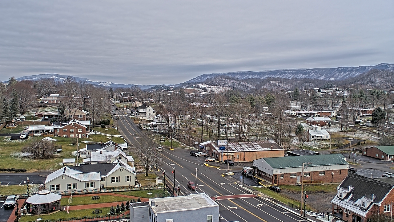 Thumbnail for current weather camera view from Russell County Courthouse in Lebanon, Virginia