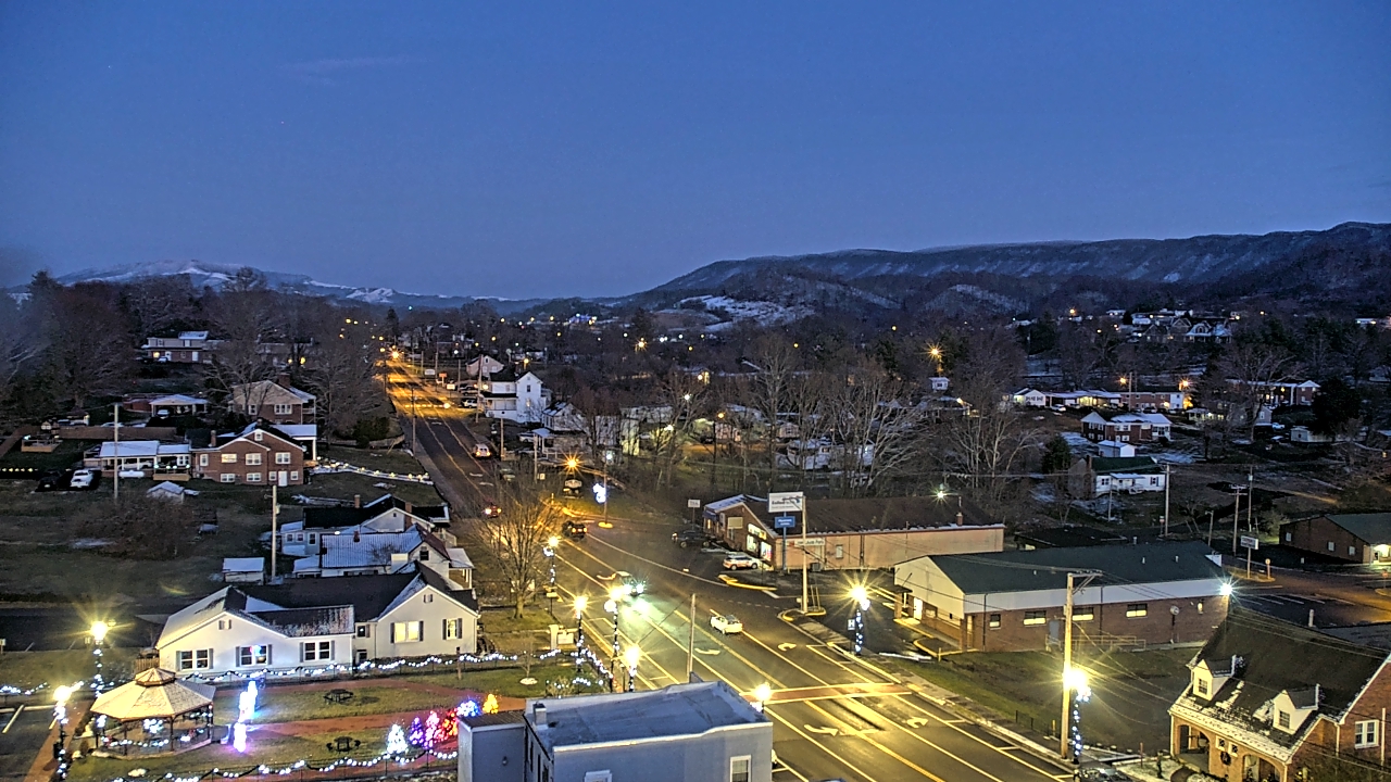 Thumbnail for current weather camera view from Russell County Courthouse in Lebanon, Virginia