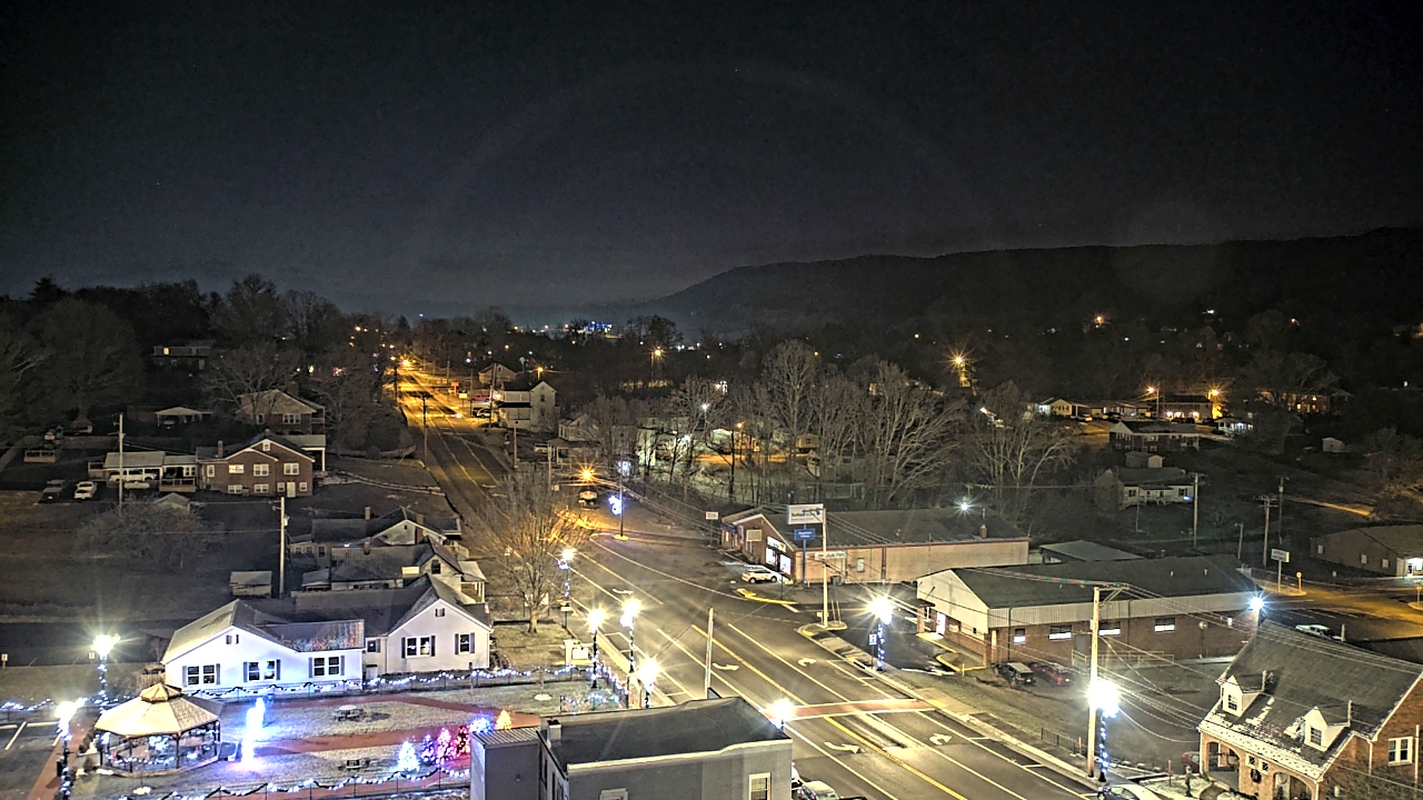 Thumbnail for current weather camera view from Russell County Courthouse in Lebanon, Virginia