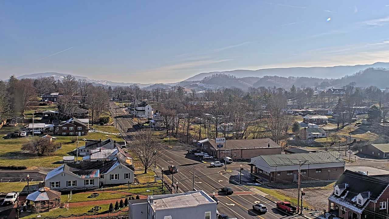 Thumbnail for current weather camera view from Russell County Courthouse in Lebanon, Virginia