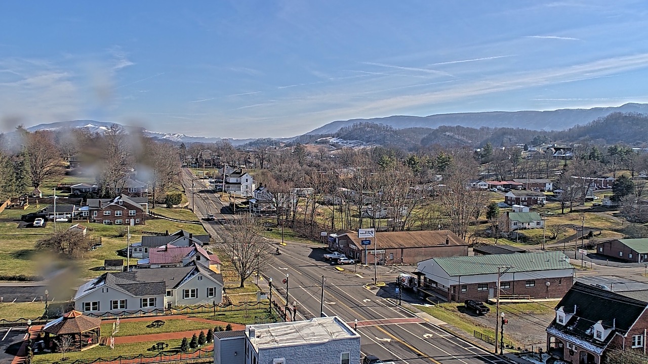 Thumbnail for current weather camera view from Russell County Courthouse in Lebanon, Virginia