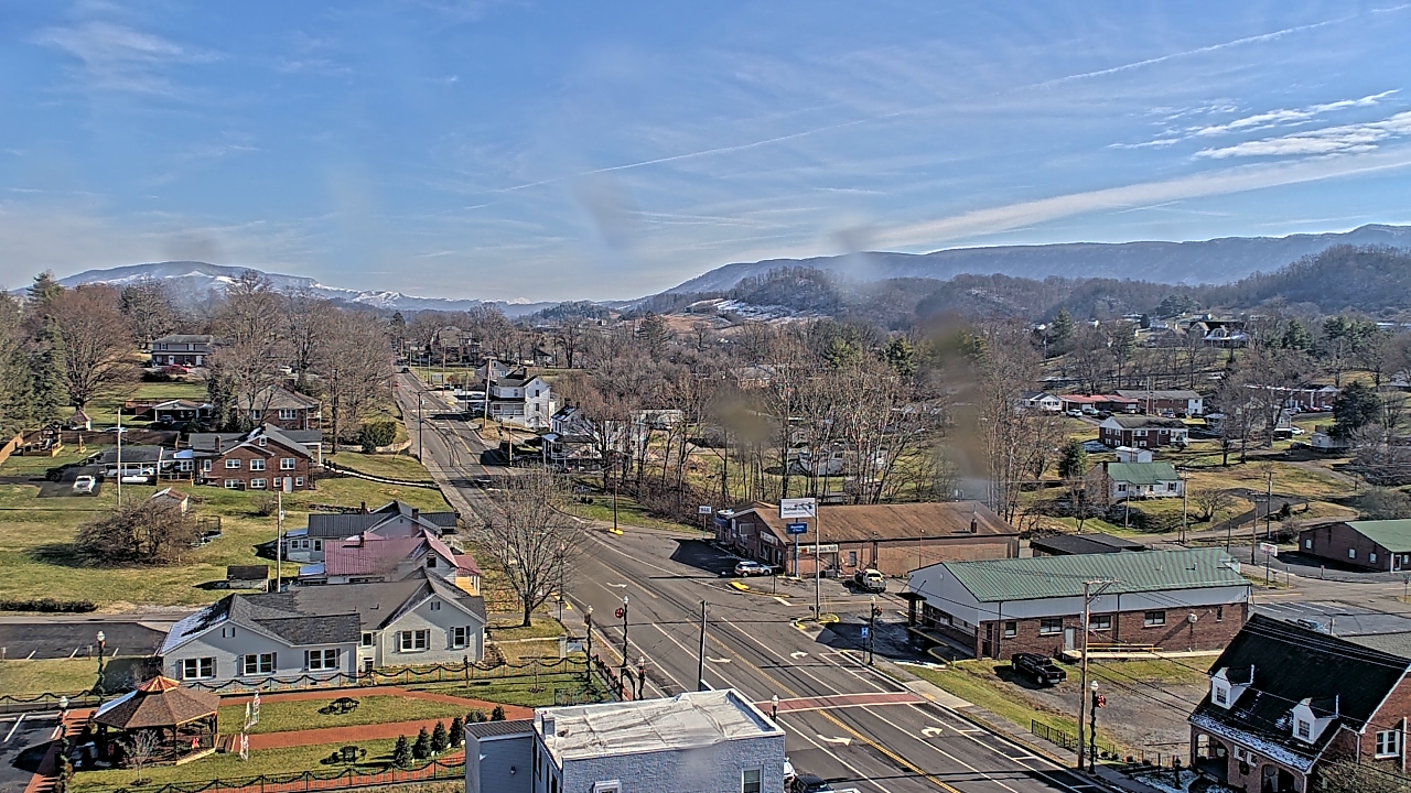 Thumbnail for current weather camera view from Russell County Courthouse in Lebanon, Virginia
