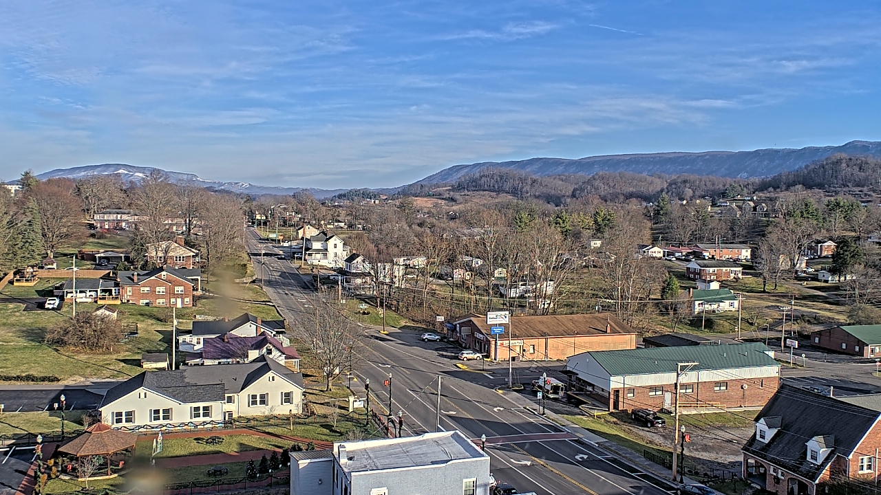Thumbnail for current weather camera view from Russell County Courthouse in Lebanon, Virginia