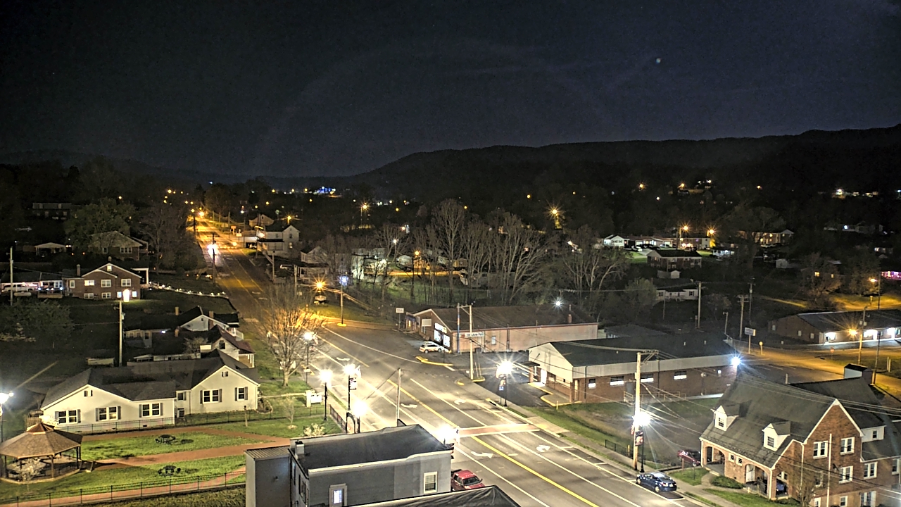 Thumbnail for current weather camera view from Russell County Courthouse in Lebanon, Virginia