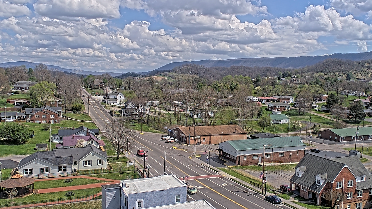 Thumbnail for current weather camera view from Russell County Courthouse in Lebanon, Virginia