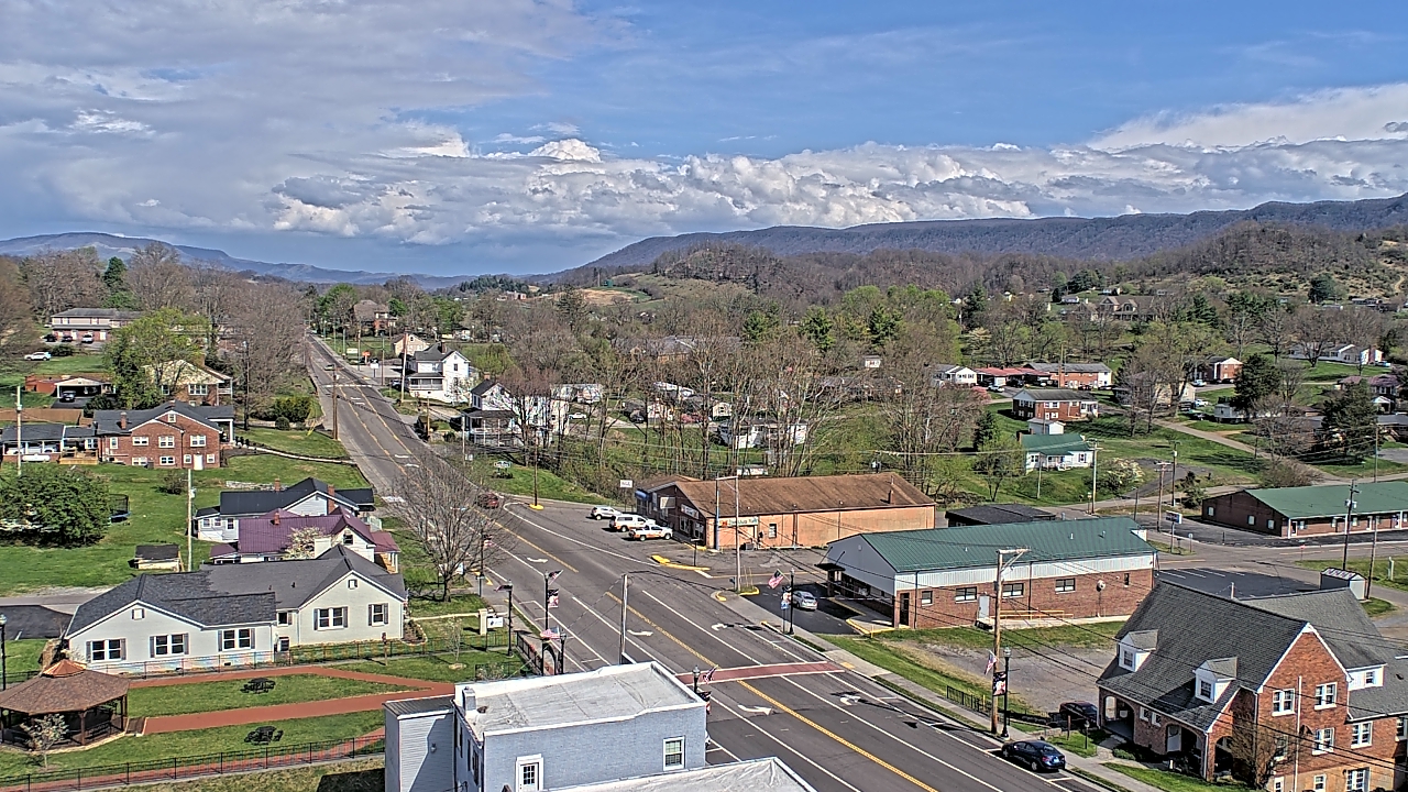 Thumbnail for current weather camera view from Russell County Courthouse in Lebanon, Virginia