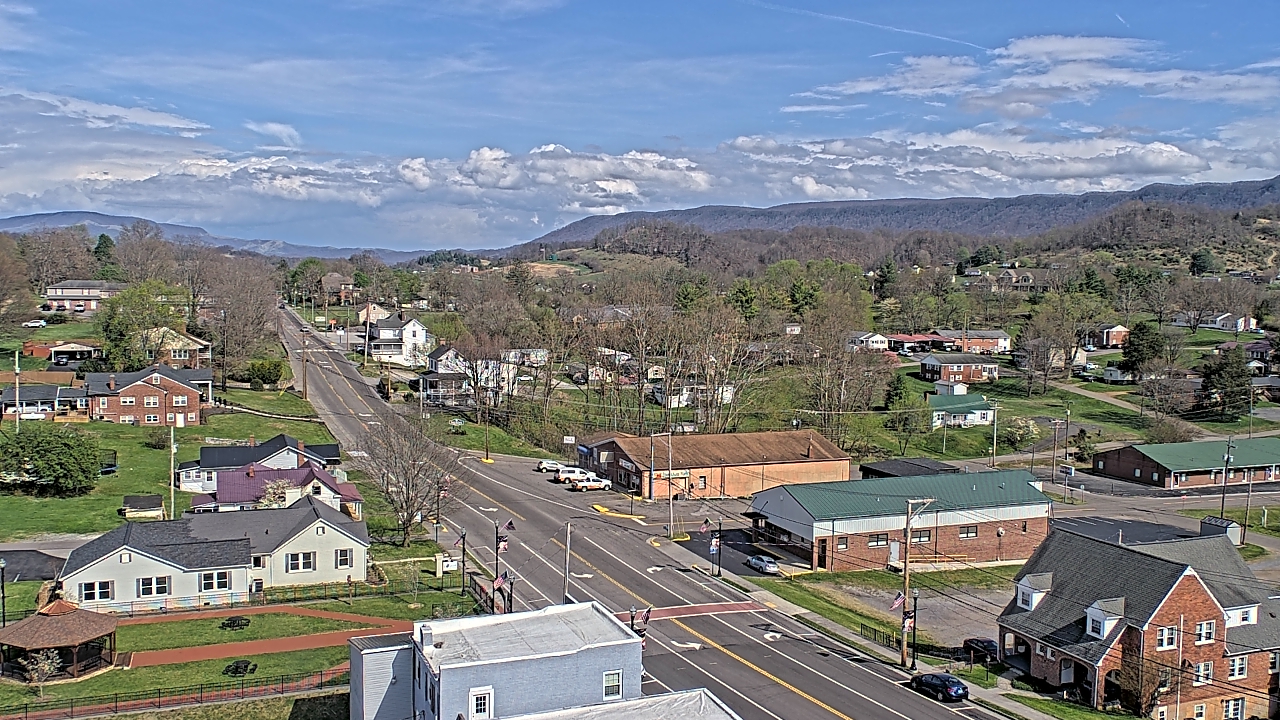 Thumbnail for current weather camera view from Russell County Courthouse in Lebanon, Virginia
