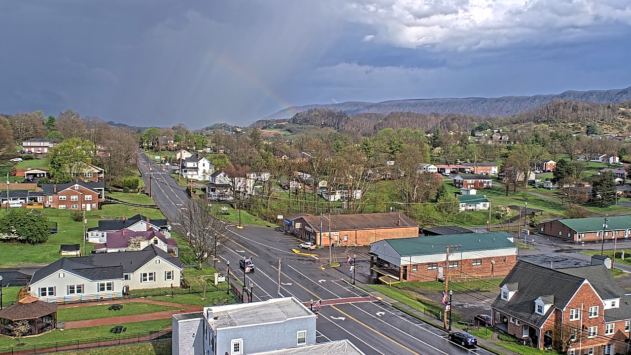 Thumbnail for current weather camera view from Russell County Courthouse in Lebanon, Virginia