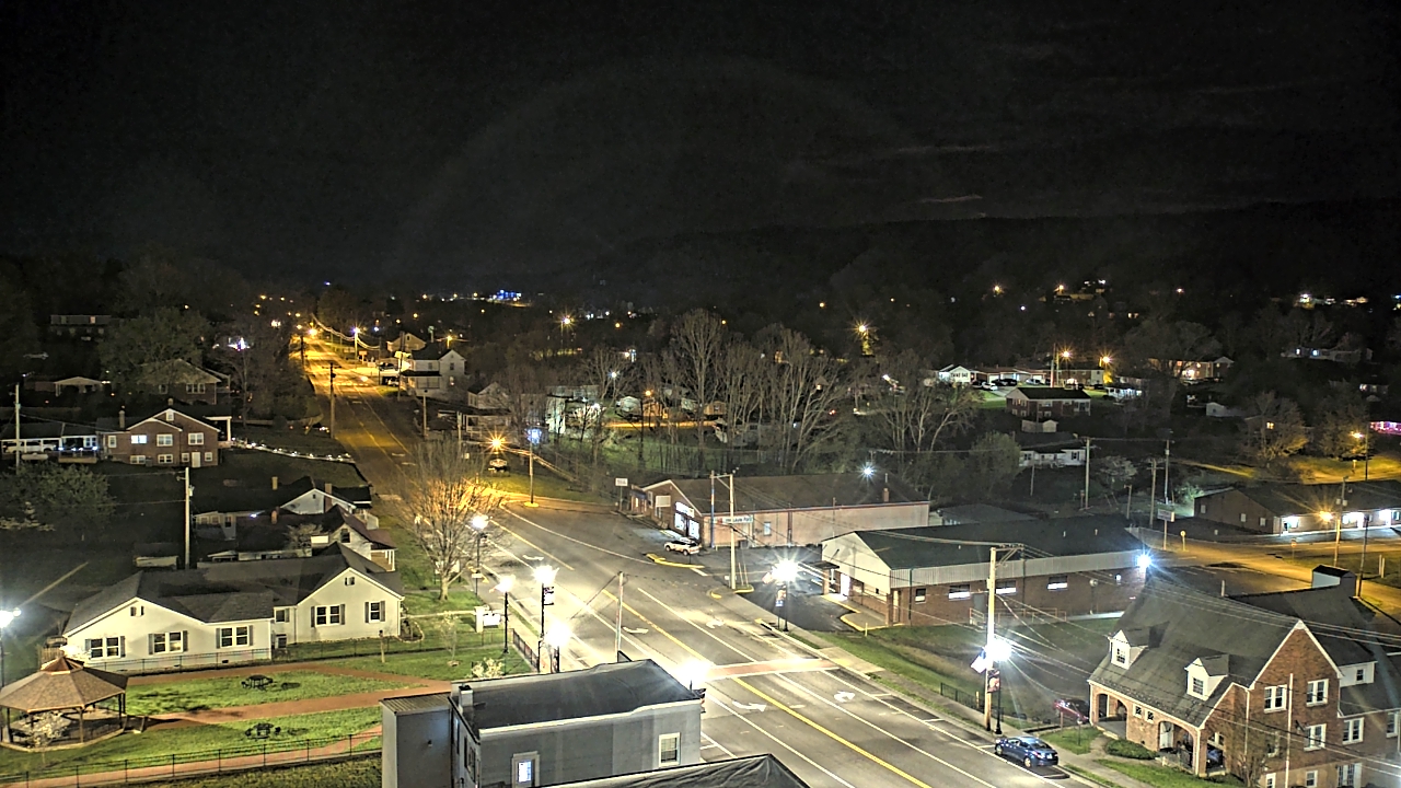 Thumbnail for current weather camera view from Russell County Courthouse in Lebanon, Virginia