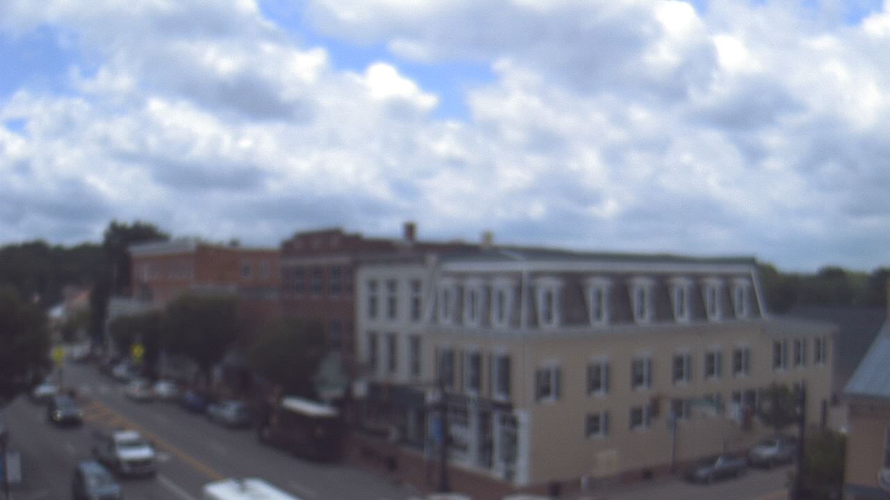 Thumbnail for current weather camera view from LCNB in Lebanon, Ohio