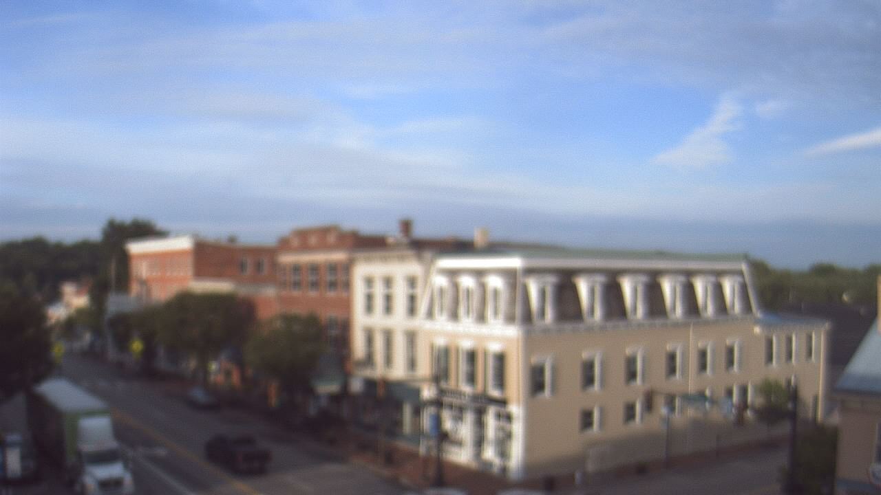 Thumbnail for current weather camera view from LCNB in Lebanon, Ohio