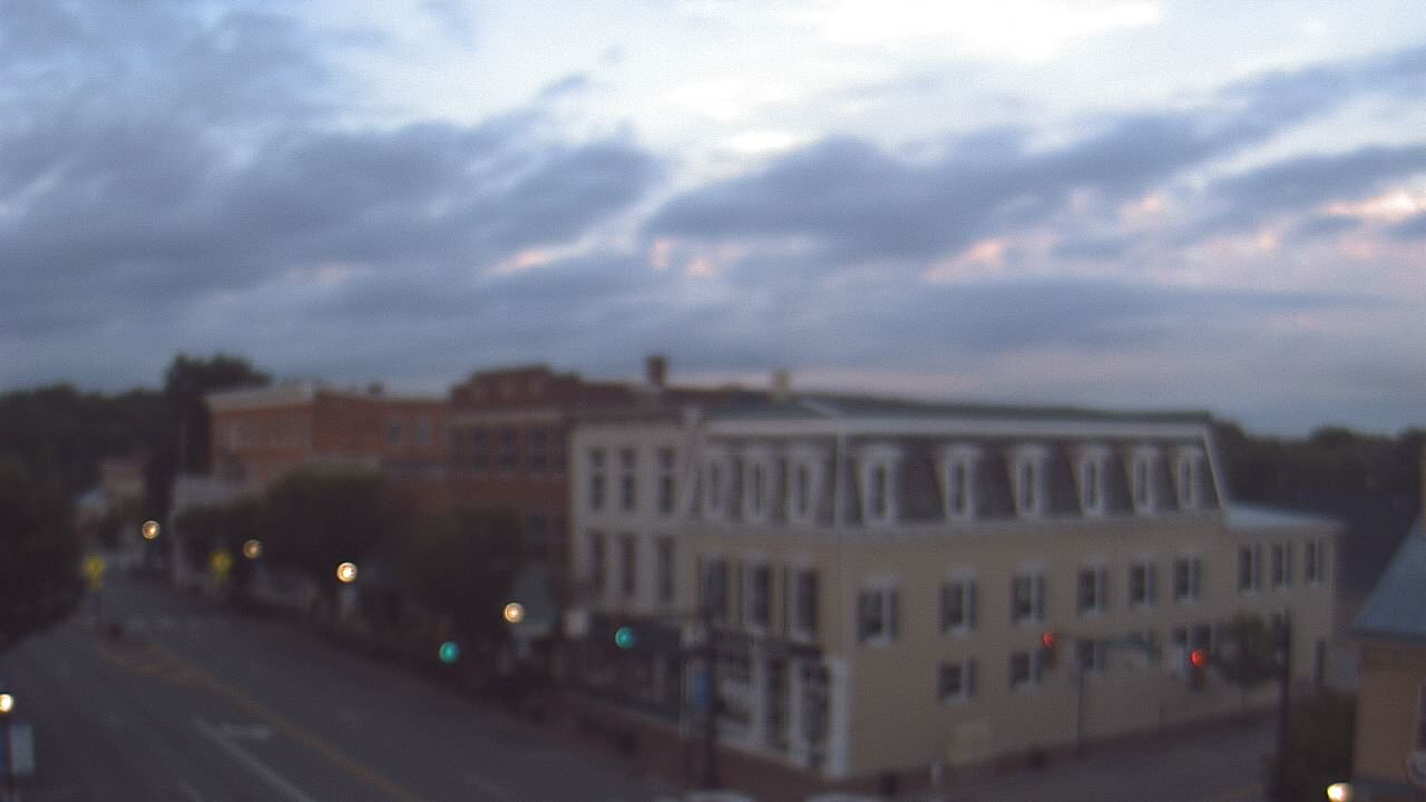 Thumbnail for current weather camera view from LCNB in Lebanon, Ohio