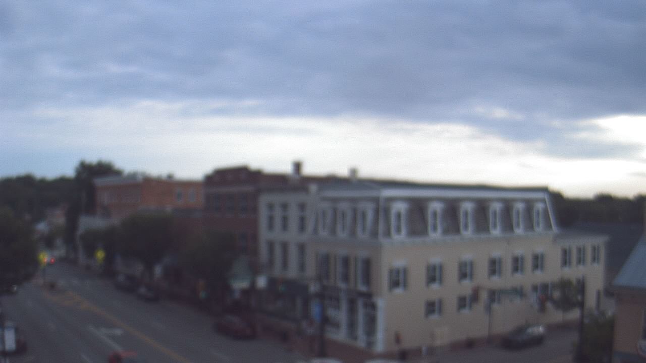 Thumbnail for current weather camera view from LCNB in Lebanon, Ohio