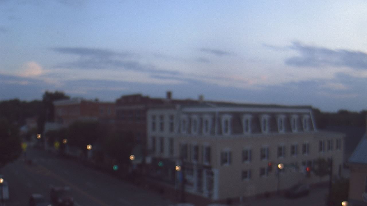 Thumbnail for current weather camera view from LCNB in Lebanon, Ohio